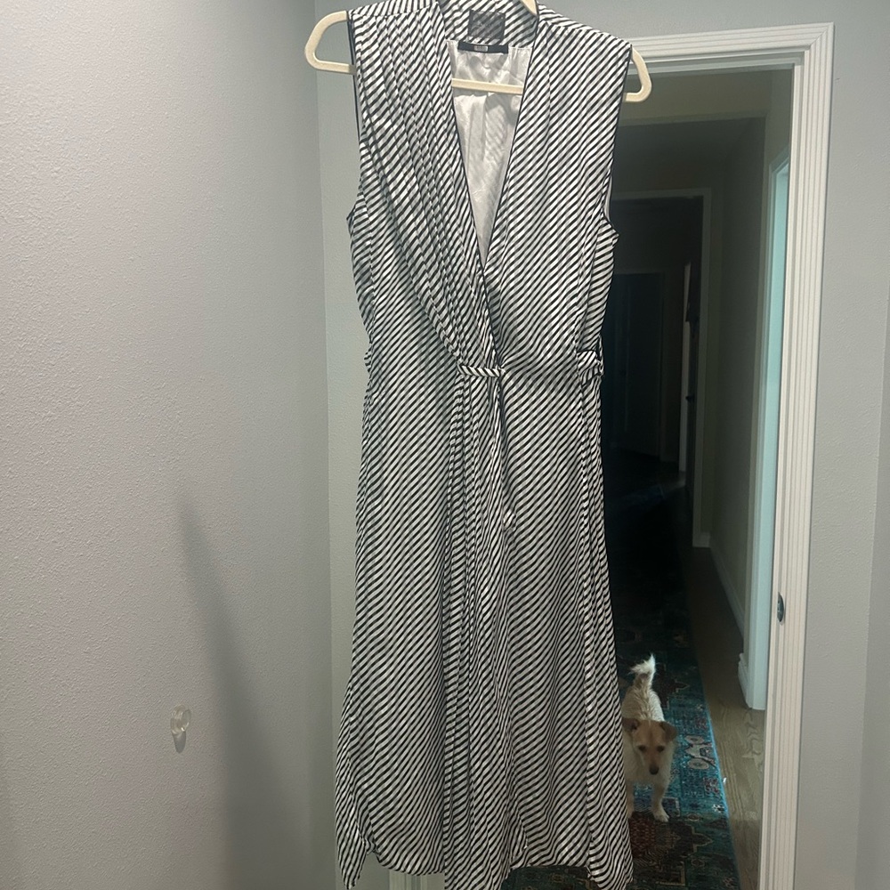 $960 Deborah Lyons Ashley Midi Dress - Picture 2 of 4